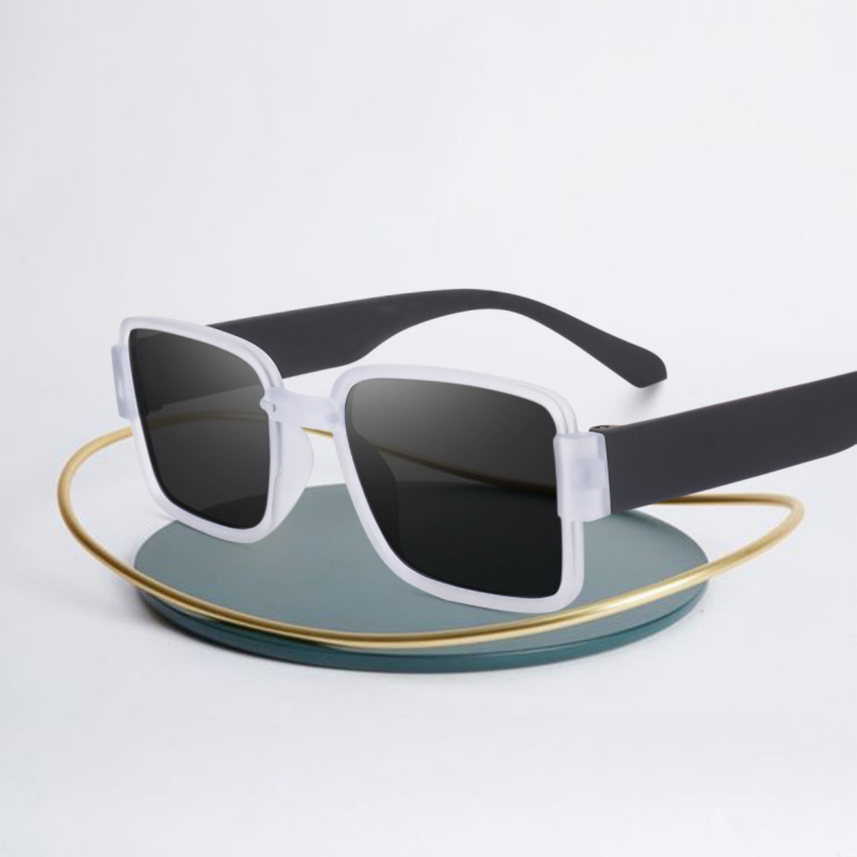 Pironix Designer Sunglasses - Luxury Fashion Statement for All Occasions